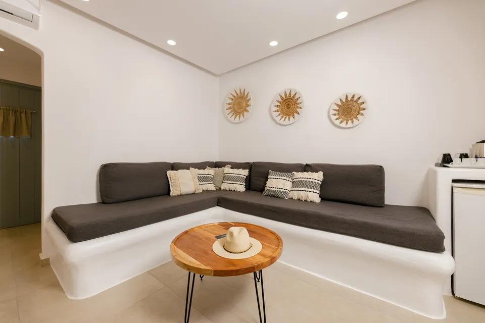 Grand Sea View Suite (4)