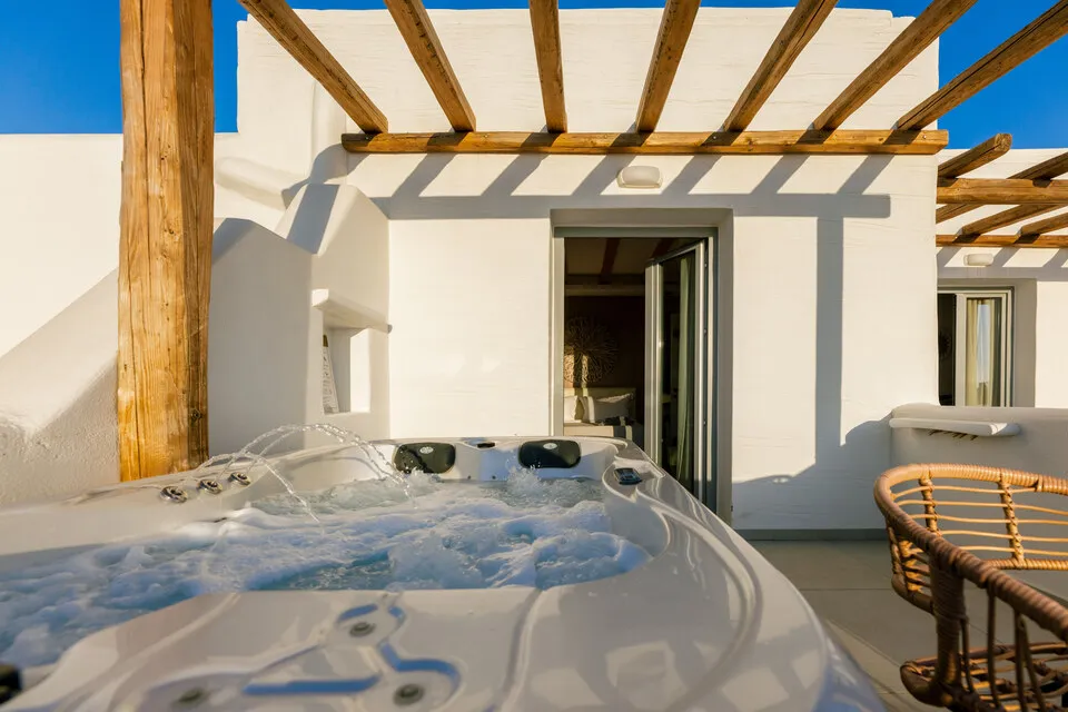 Grand Sea View Suite (7)